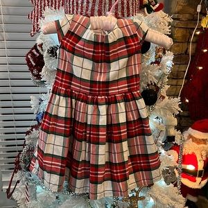 Girls like new Carters Sz 4T Christmas dress. Cute festive plaid!
